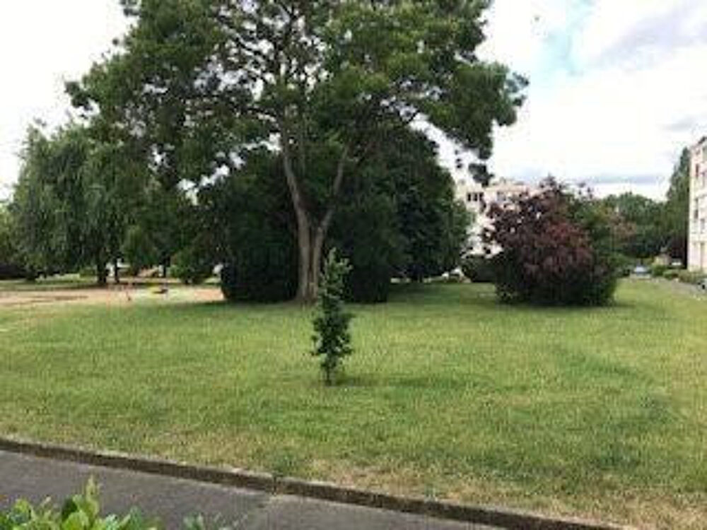 Location Appartement Beau T3 quartier Saint-Symphorien Résidence calme Tours