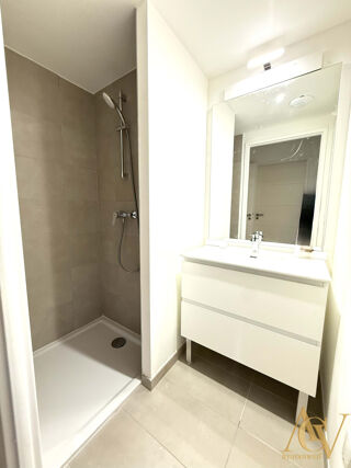  Appartement � vendre 3 pi�ces 64 m�