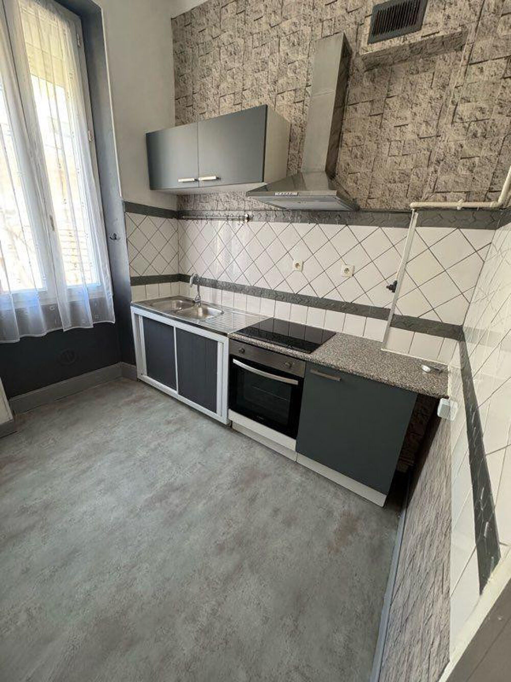 Location Appartement T2 proximité Longchamp Marseille 1