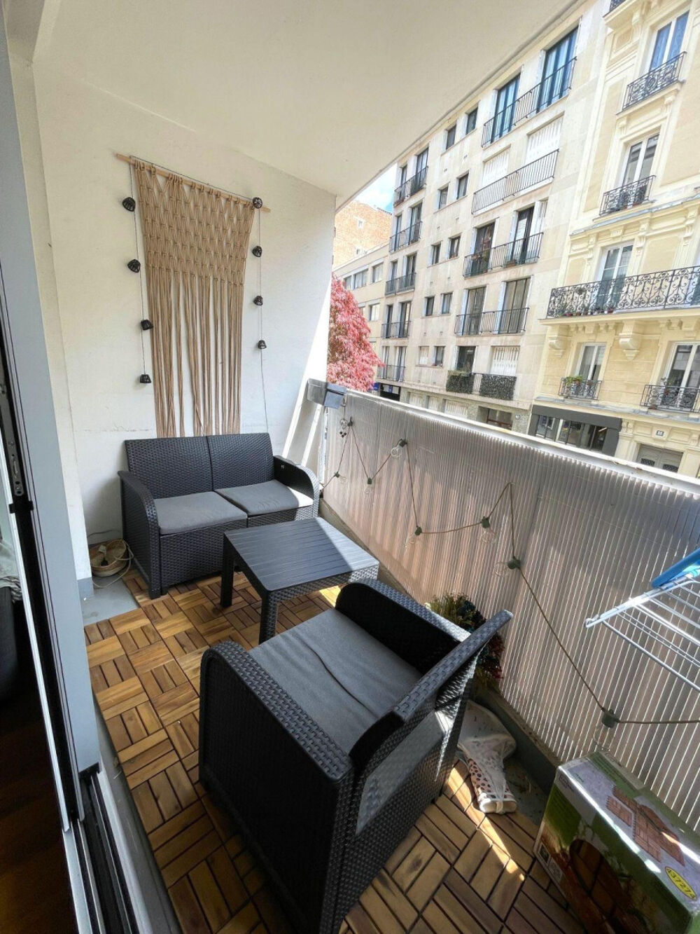 Location Appartement Studio avec balcon - Mairie du 18ème - Paris Paris 18