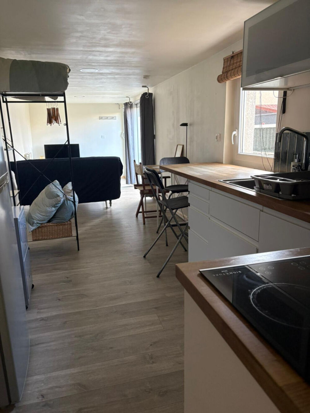Location Appartement Studio meublé au calme avec petit extérieur Saint-Étienne
