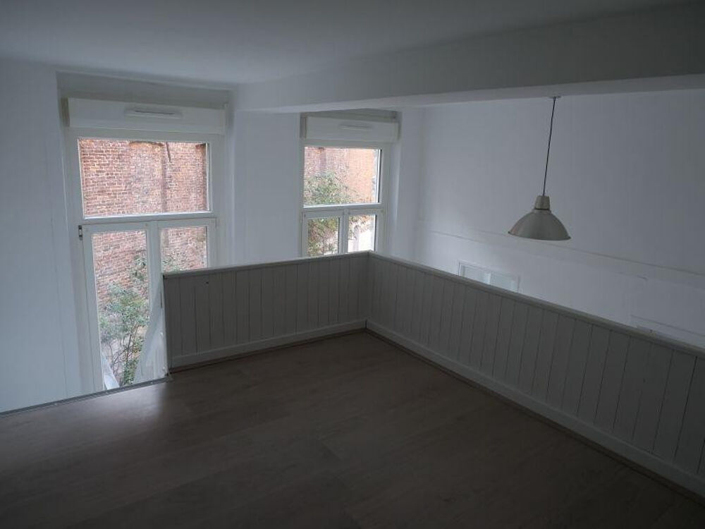 Location Appartement Studio, petite copropriété, centre ville Douai