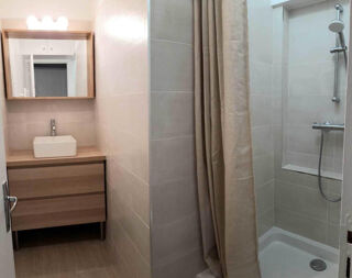  Appartement à louer 2 pièces 47 m²