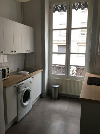  Appartement à louer 2 pièces 42 m²