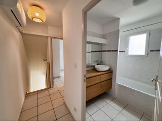  Appartement à louer 3 pièces 52 m²