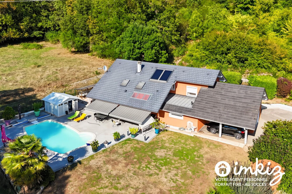 Vente Maison Maison familiale 224 m² avec piscine chauffée Challes-les-eaux