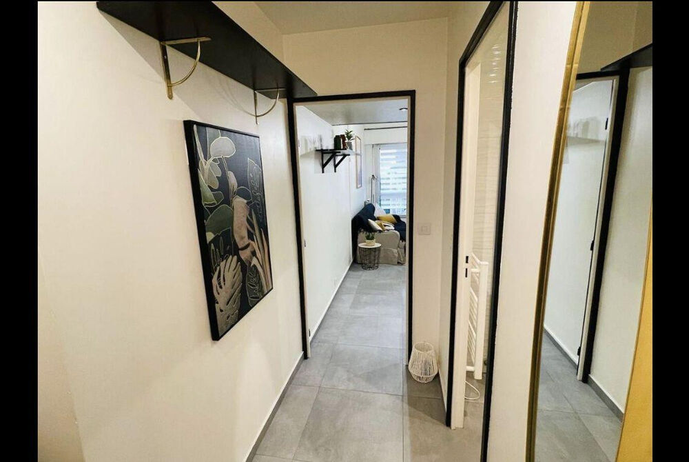 Location Appartement Beau studio 30m² meublé avec parking Charenton-le-pont