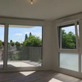  Appartement à louer 3 pièces 72 m²