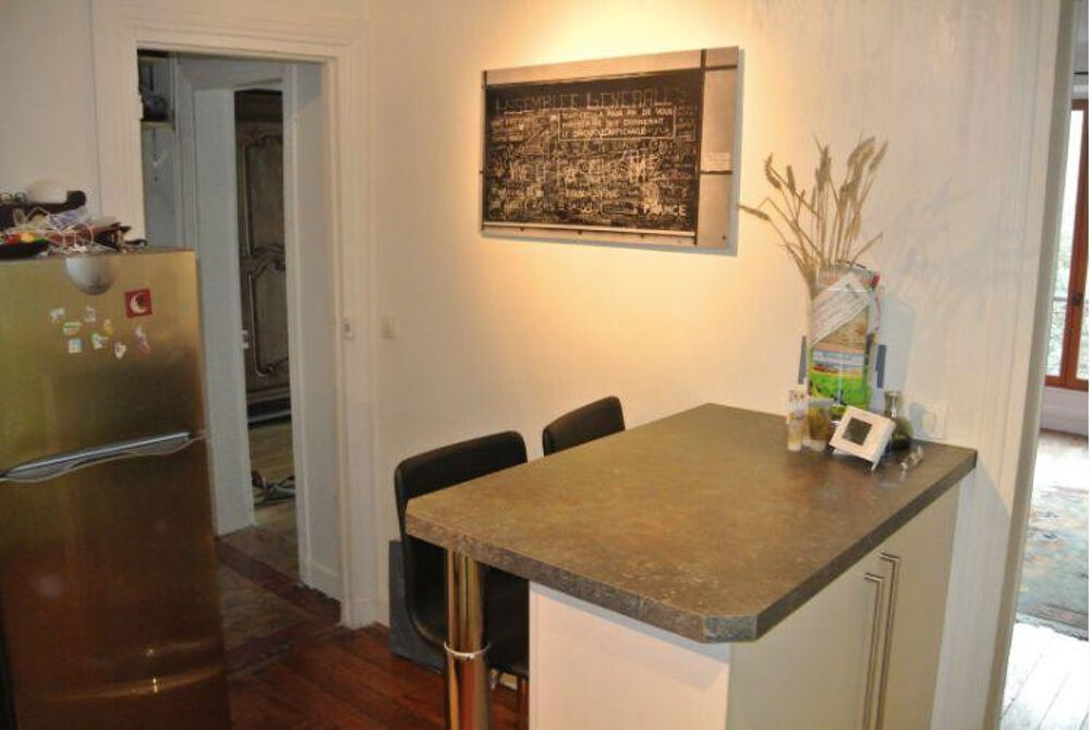 Location Appartement Appartement - 2 pièces - 45 m² Paris 18