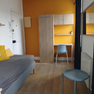  Appartement à louer 1 pièce 16 m²