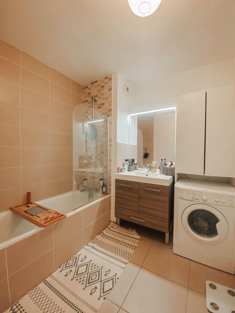 Location Appartement Joli appartement T4 meublé 75m2 Bordeaux