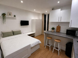  Appartement à louer 1 pièce 16 m²