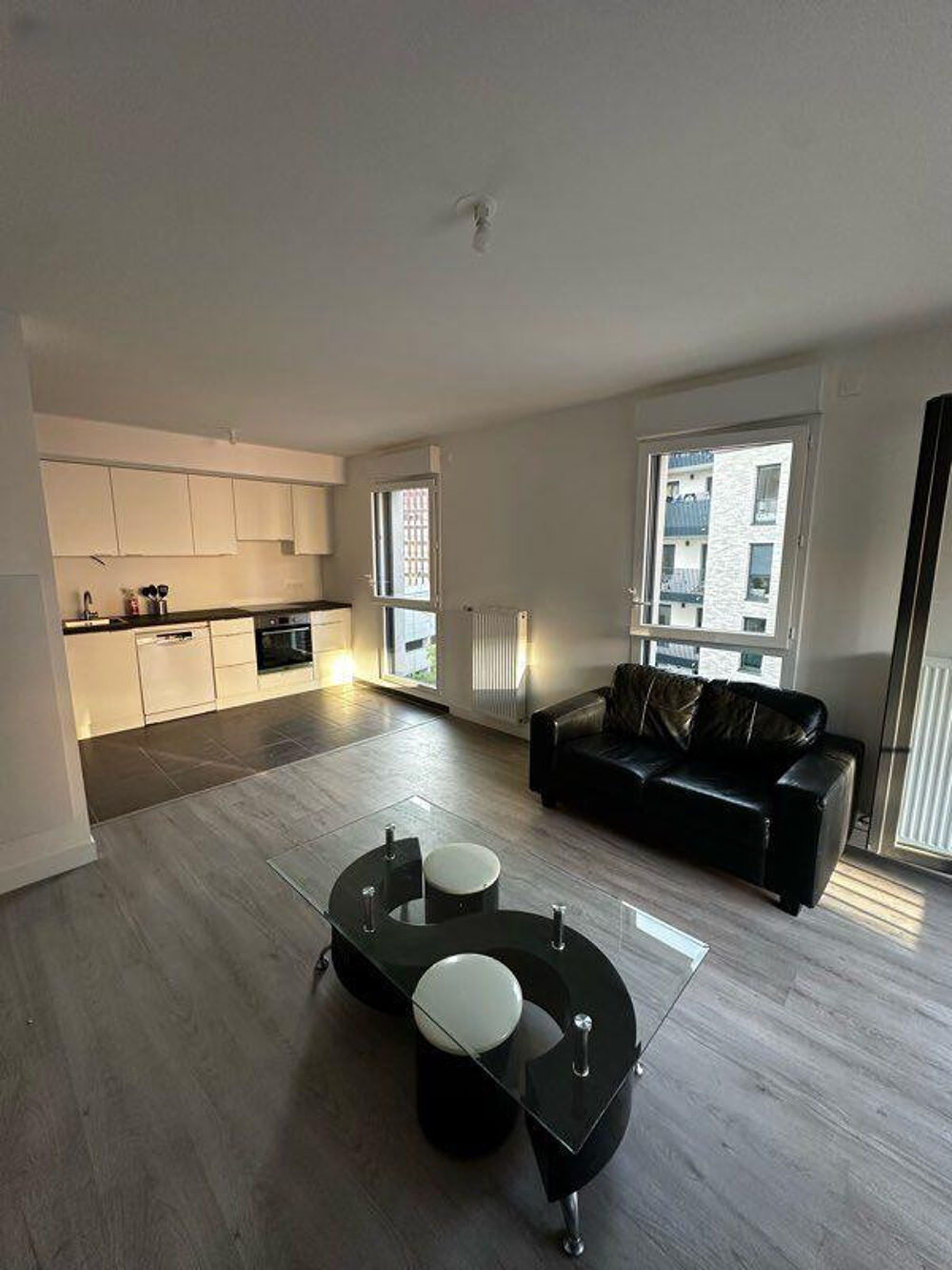 Location Appartement T2 meublé lumineux avec balcon – Résidence neuve Romainville