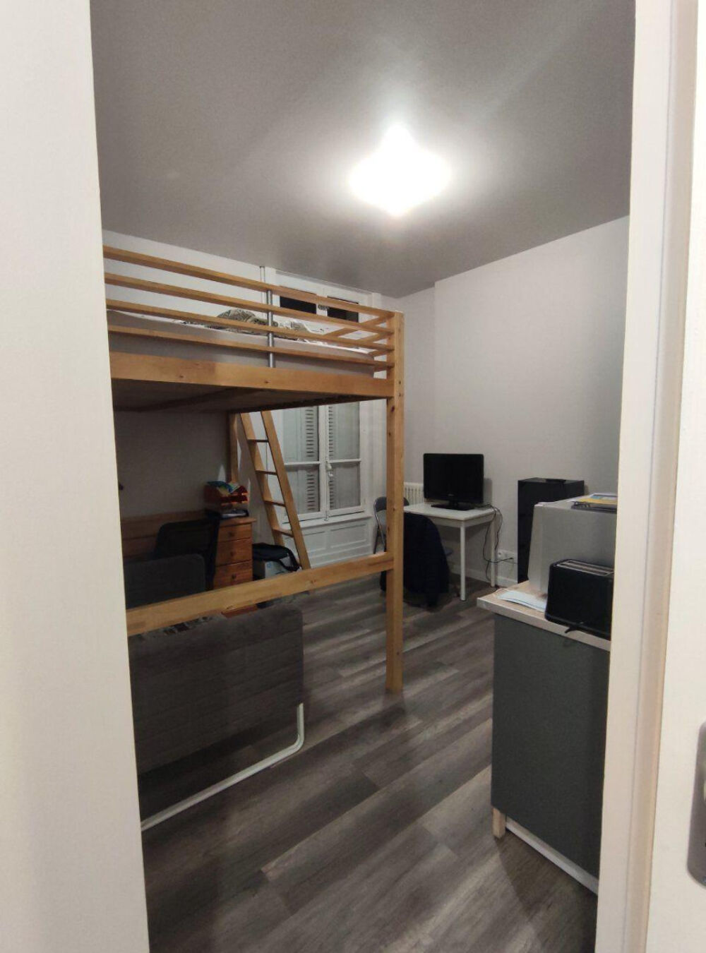 Location Appartement Studio refait à neuf hypercentre Saint-Étienne