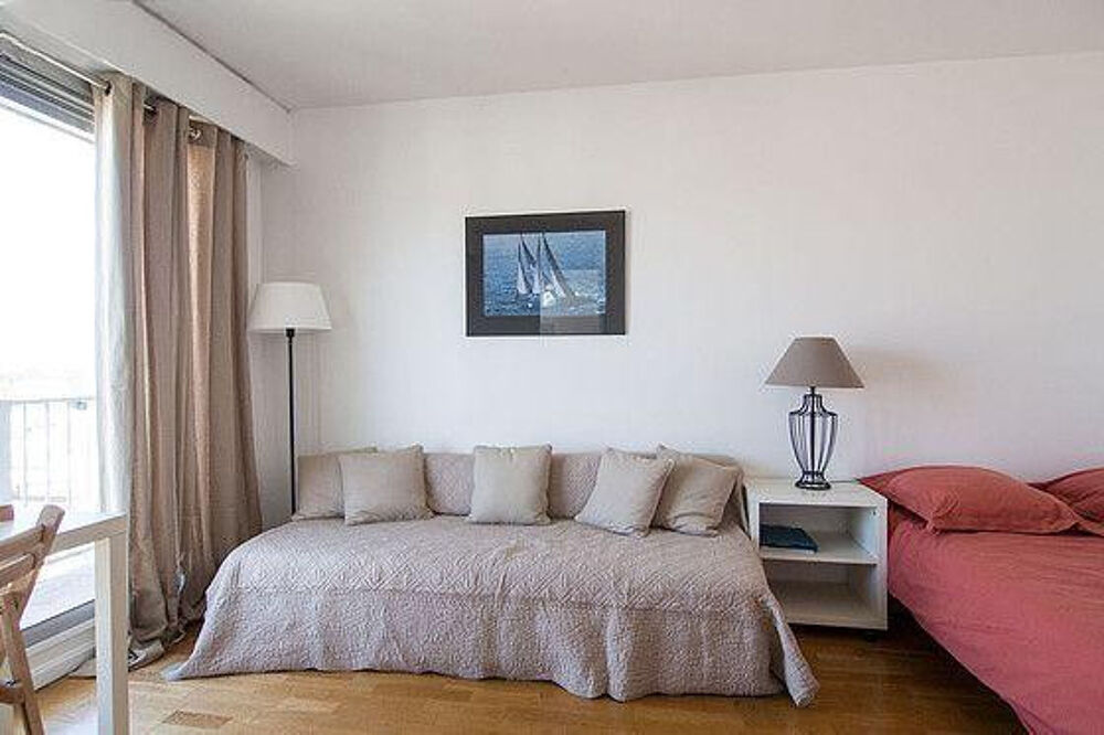 Location Appartement Studio meublé avec ascenseur Boulogne-Billancourt Boulogne-billancourt