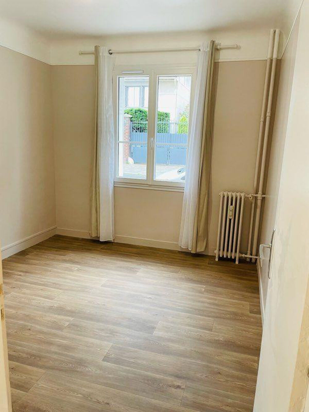 Location Appartement 2P refait à neuf - 36M2 Centre ville Colombes