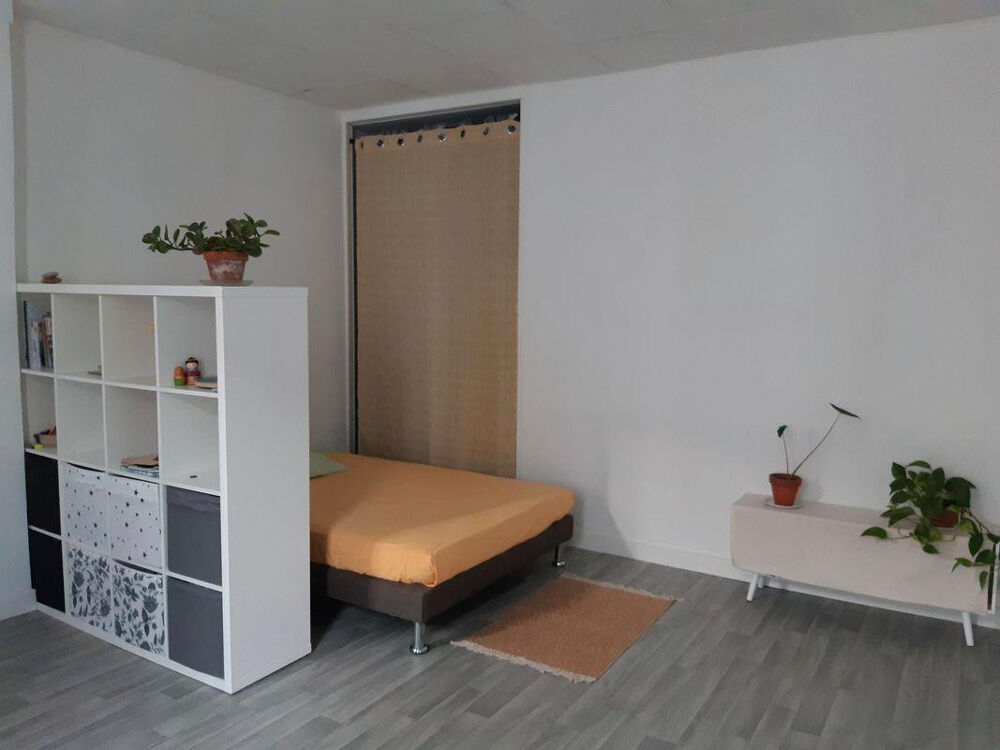 Location Appartement Studio meublé 30m² Marseille 3