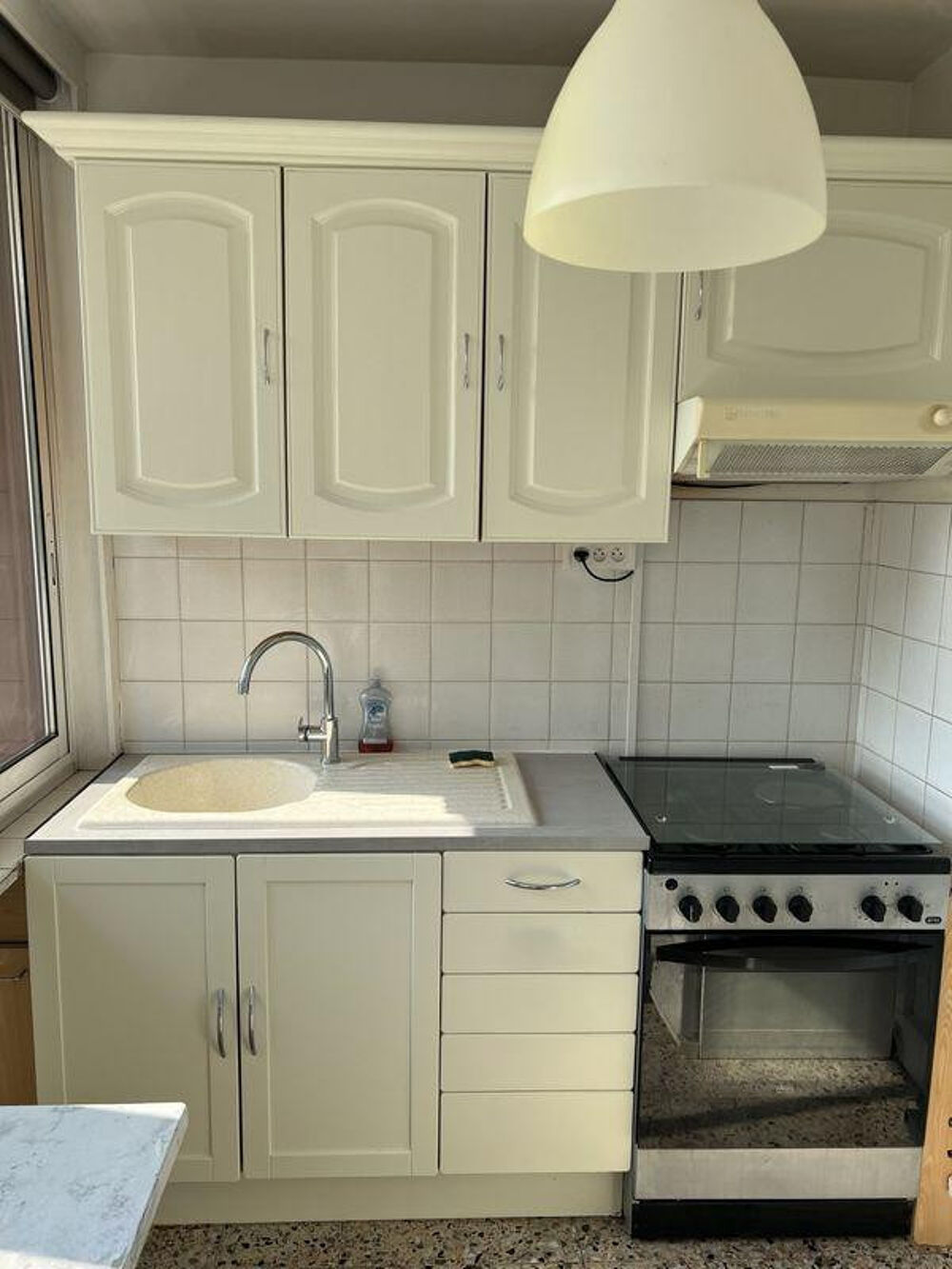 Location Appartement Beau T2 meublé et rénové 39m² Marseille 9