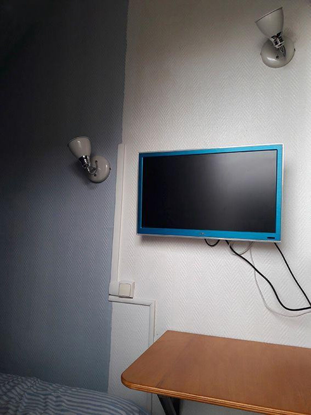 Location Appartement Location meublée studio 9 m² Paris 15E (75015) Paris 15