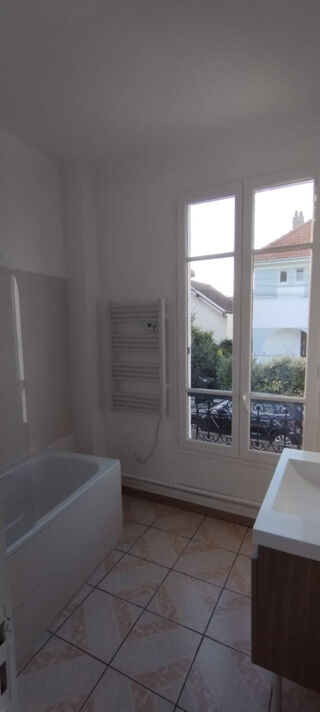  Appartement à louer 1 pièce 25 m²