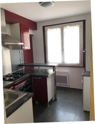  Appartement à louer 3 pièces 65 m²