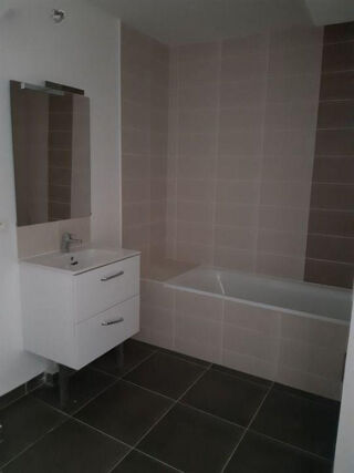 Appartement à louer 3 pièces 62 m²