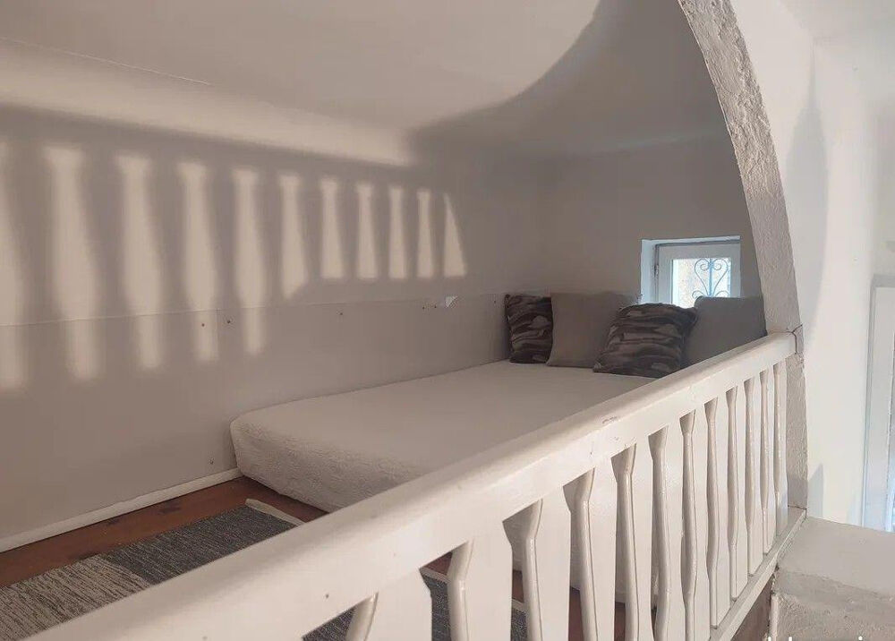 Beau studio meublé 24m² avec jardin