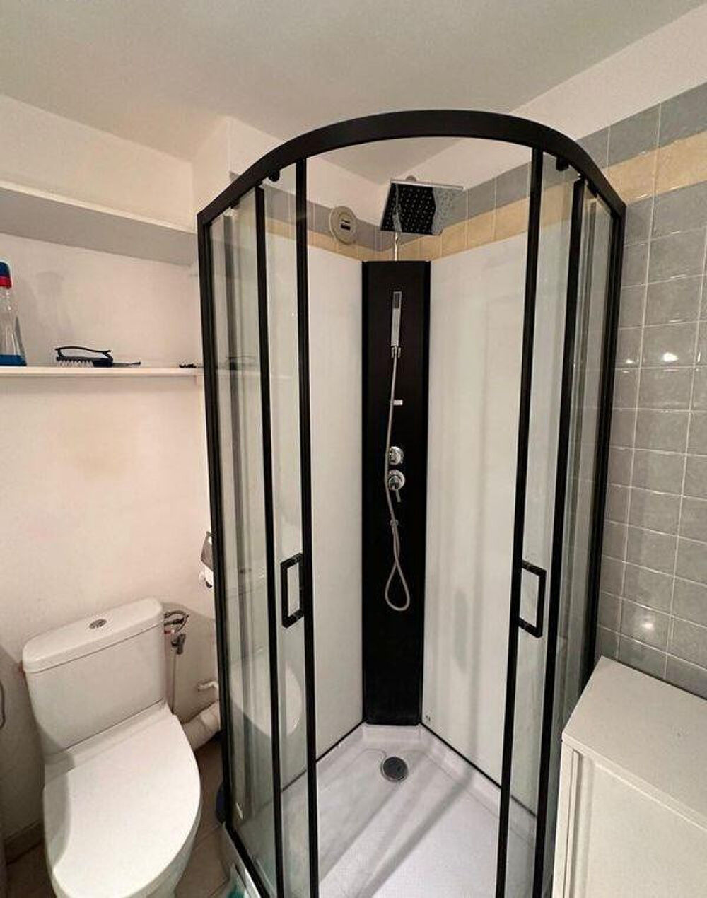Location Appartement Beau studio T1bis/T2 33m² Lille