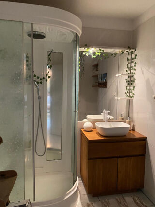  Appartement à louer 2 pièces 44 m²