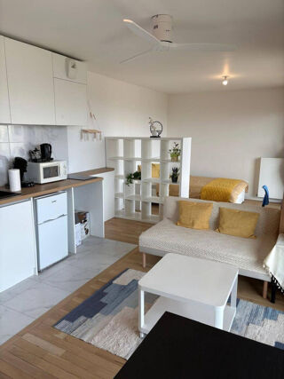  Appartement à louer 1 pièce 33 m²