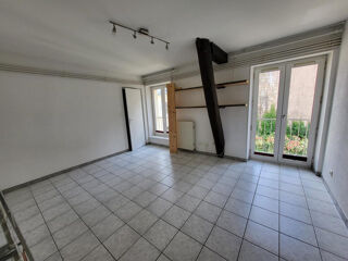  Appartement à louer 4 pièces 100 m²
