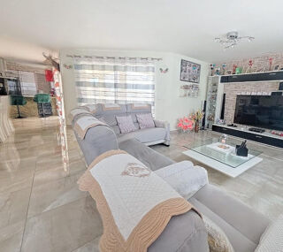  Maison  vendre 8 pices 180 m