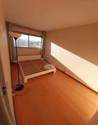  Appartement à louer 2 pièces 54 m²