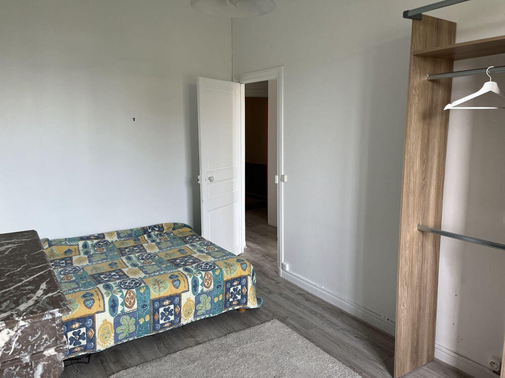 Location Appartement Chambre meublee place d'Erlon Reims