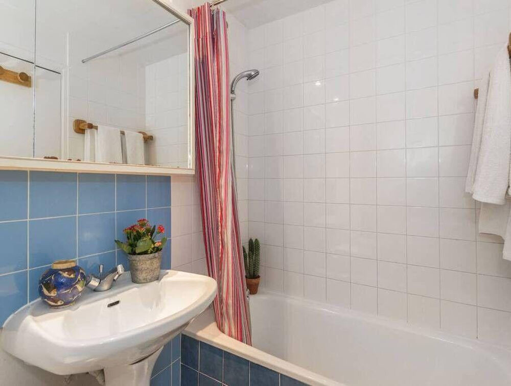 Location Appartement Location meublée 2 pièces 37 m² Paris Petite copro Paris 3