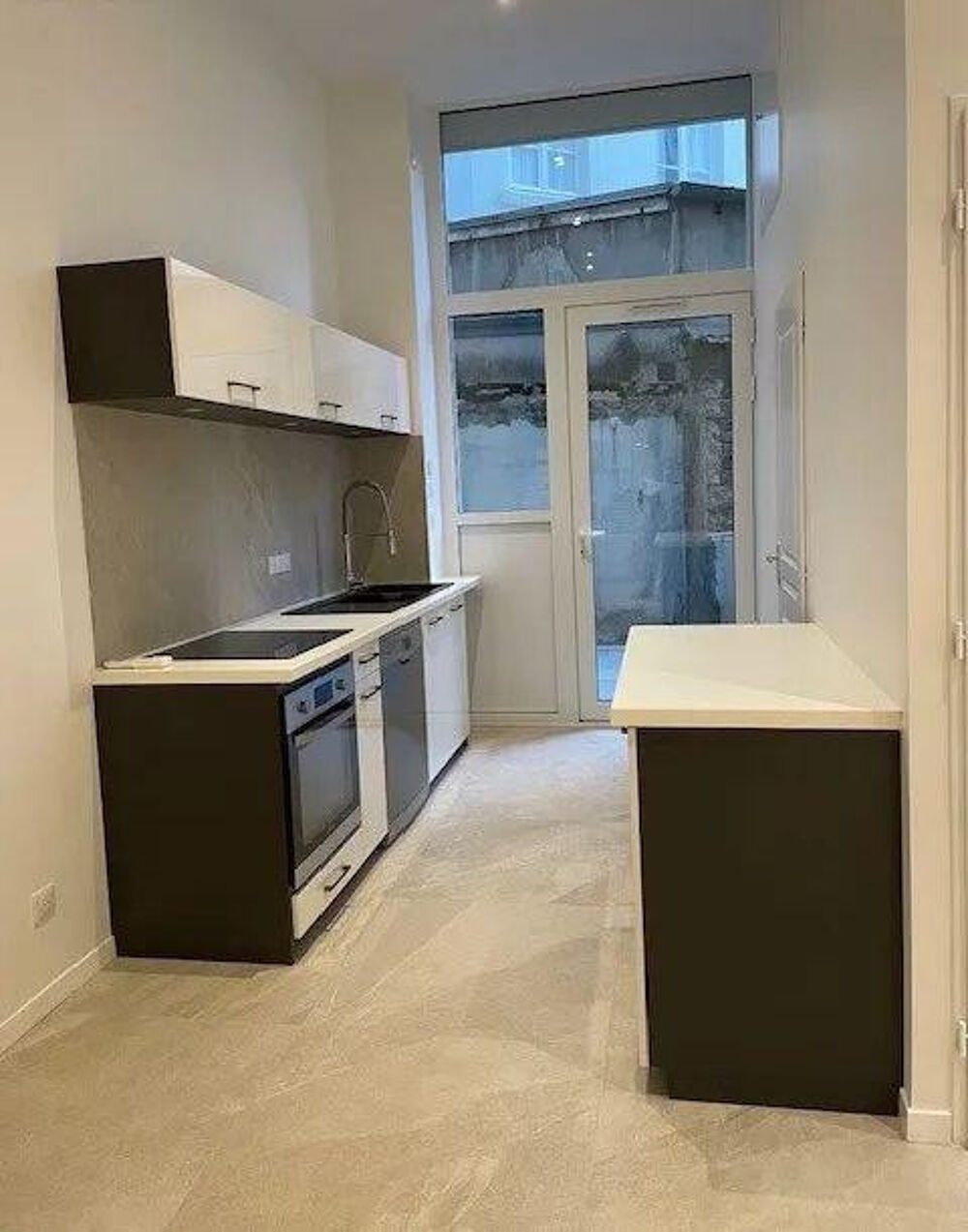 Location Appartement Beau duplex 41m² avec cour privative Lyon 3