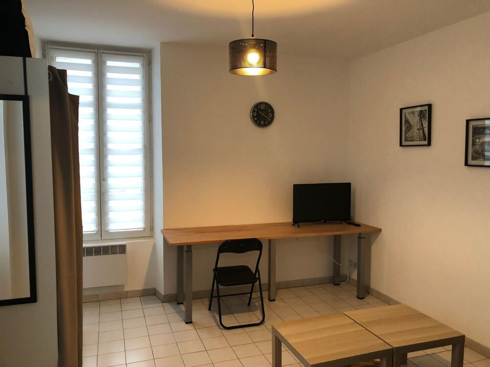 Studio meublé tout équipé