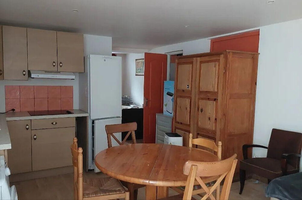 Beau studio meublé donnant sur un jardin