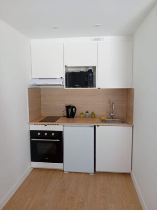  Appartement à louer 1 pièce 21 m²