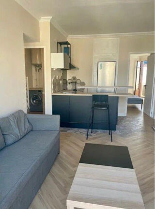  Appartement à louer 1 pièce 56 m²