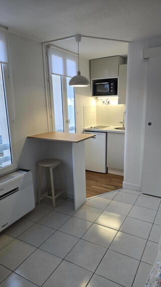  Appartement à louer 1 pièce 14 m²