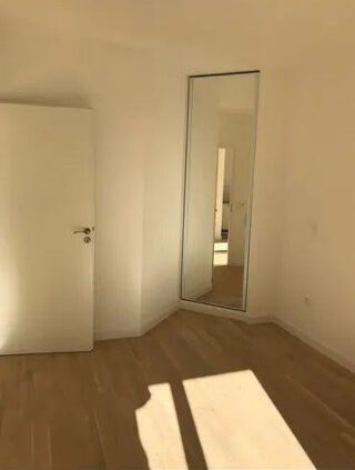  Appartement à louer 2 pièces 37 m²