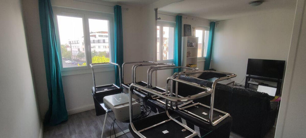 Location Appartement Colocation  68m² Cezeaux 2 étudiants Clermont-ferrand