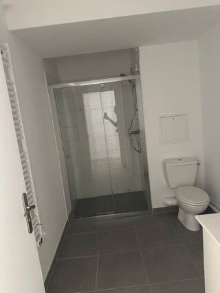  Appartement à louer 2 pièces 43 m²