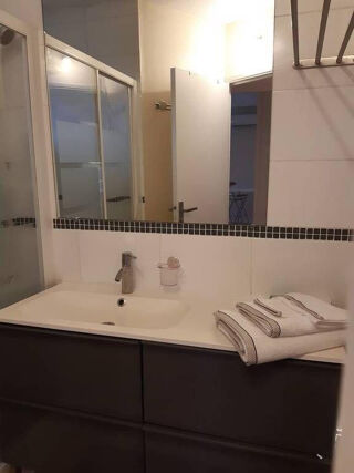  Appartement à louer 3 pièces 63 m²