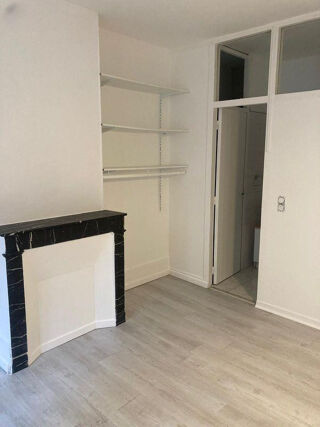  Appartement à louer 2 pièces 26 m²