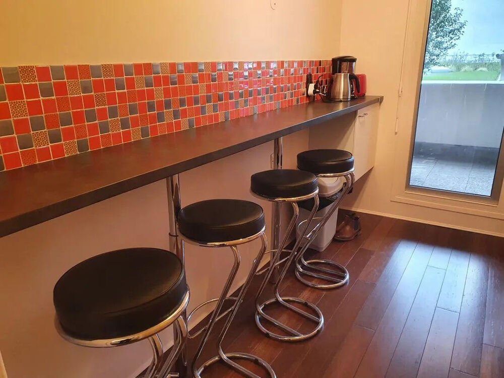 Location Appartement Superbe 2P meublé 55m² avec terrasse 14m² Paris 12