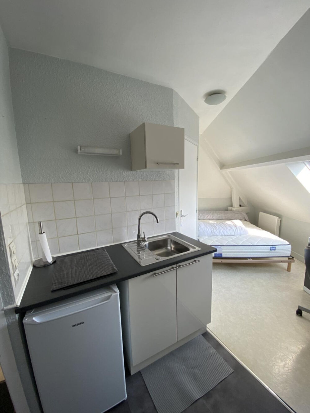 Location Appartement Studio refait à neuf reims-cathédrale Reims