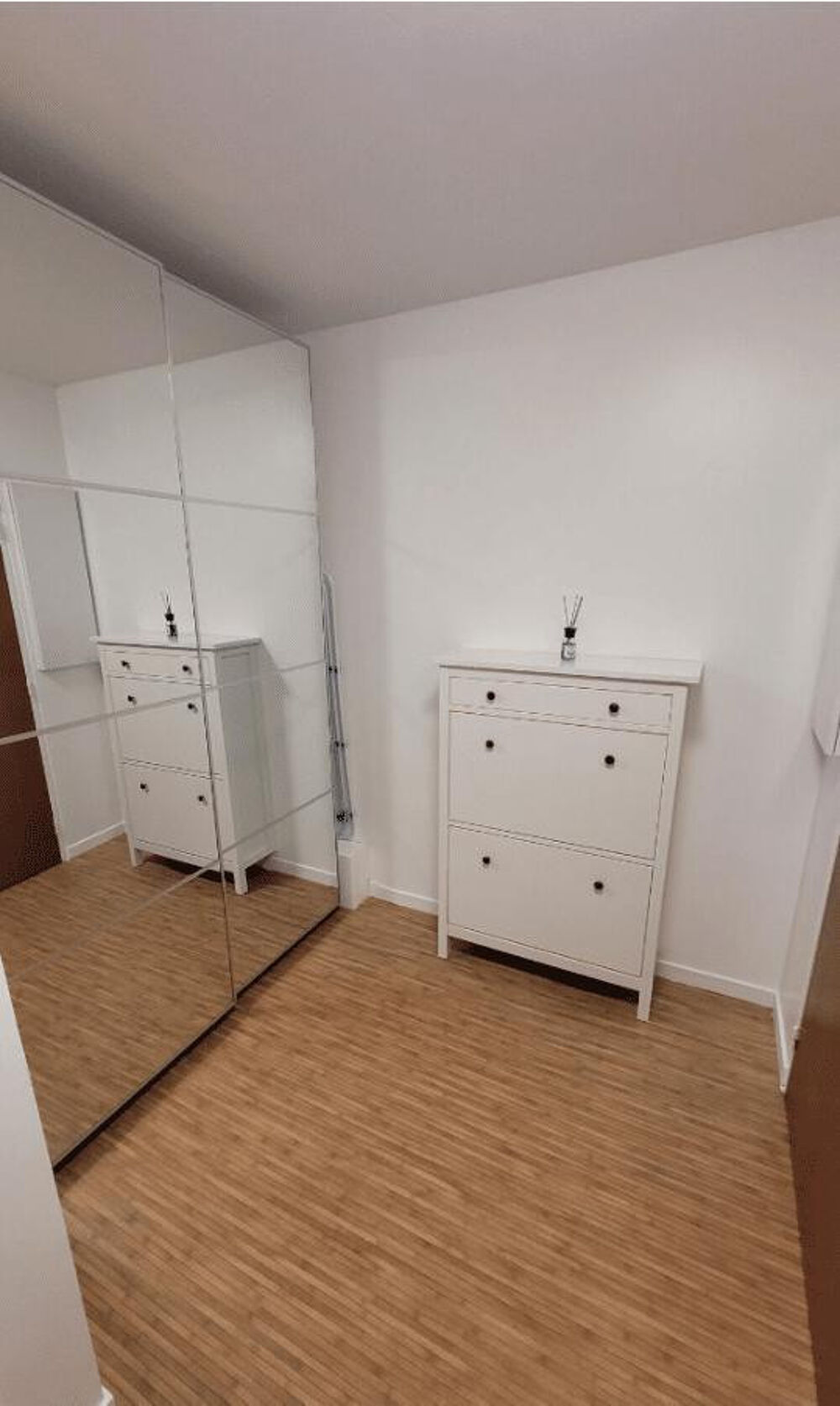 Location Appartement F1 meublé à Clichy Clichy