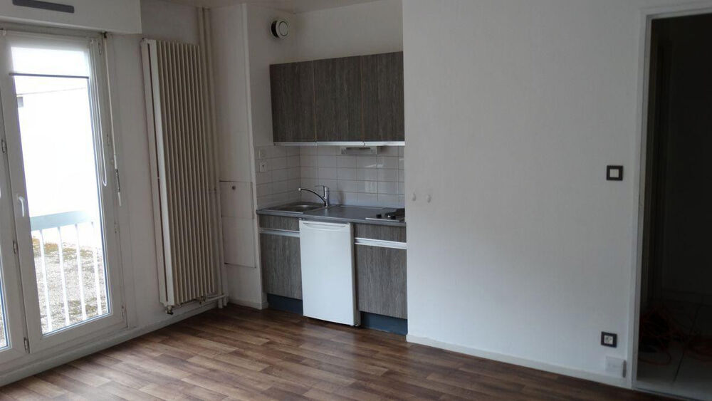 Location Appartement Studio 24m² Nancy